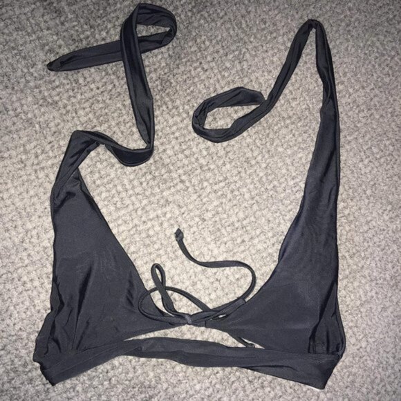 Bikini Top by SHEIN - Picture 2 of 2